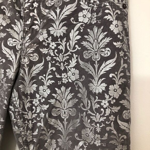 NWT Abercrombie & Fitch Size 2 Regular Skinny Silver Jeans 👖 - Picture 9 of 11